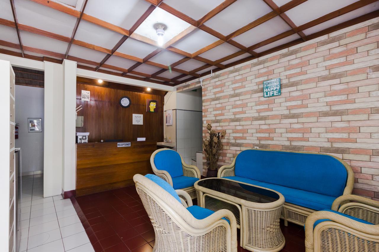 Pele Guesthouse Bandung Exterior foto